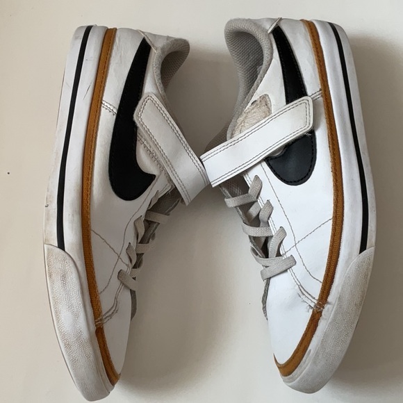 Nike Court Shoes - Picture 6 of 10